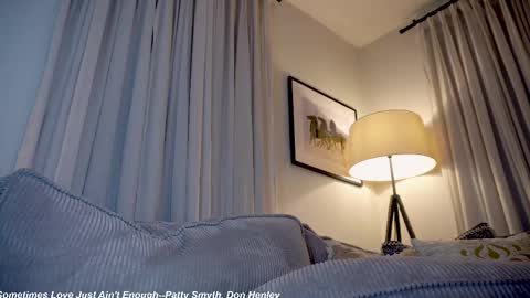 Lily online show from 02.23.25