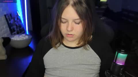 LOVE NERDS ONLY online show from 09.17.25