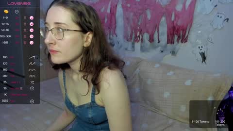 Snapshot of x_purr_agatha_x chatting on 12.13.24 Agatha online show from 12.13.24