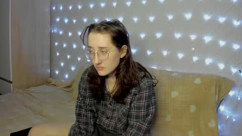 Snapshot of x_purr_agatha_x chatting on 02.05.25 Agatha online show from 02.05.25