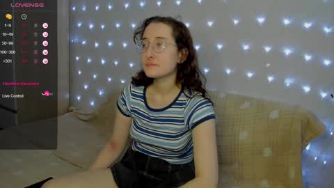 Snapshot of x_purr_agatha_x chatting on 02.07.25 Agatha online show from 02.07.25