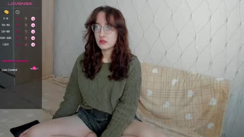 Snapshot of x_purr_agatha_x chatting on 02.24.25 Agatha online show from 02.24.25