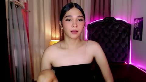 xairah_doux online show from 10.20.25