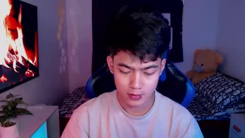 Prince Aldrian  online show from 03.11.25