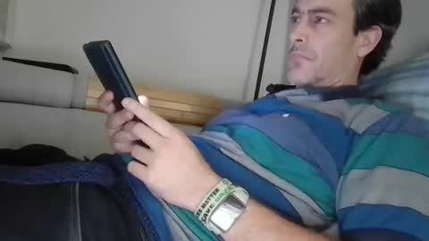 xalegarmax online show from 10.21.25