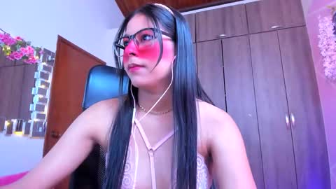 XALLYSONX online show from 11.02.25