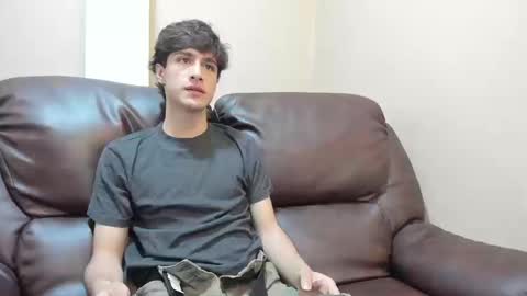 Snapshot of xam_collen chatting on 09.29.25 xam_collen online show from 09.29.25