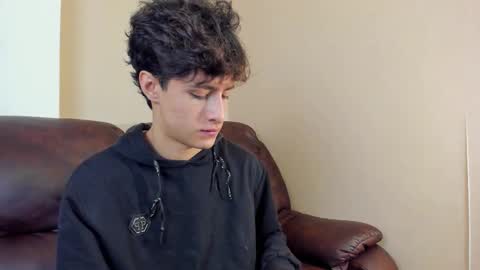 Snapshot of xam_collen chatting on 11.10.25 xam_collen online show from 11.10.25