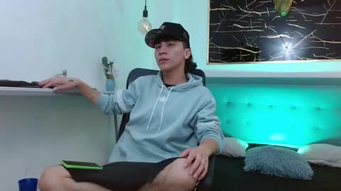 xandergrey8 online show from 02.03.26