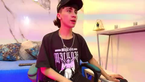 xandergrey8 online show from 02.23.26