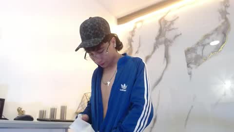 xandergrey8 online show from 04.10.26