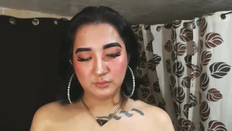 Snapshot of xasianempressx chatting on 01.11.25 Nira NOT INTO CHEAP GUYS online show from 01.11.25