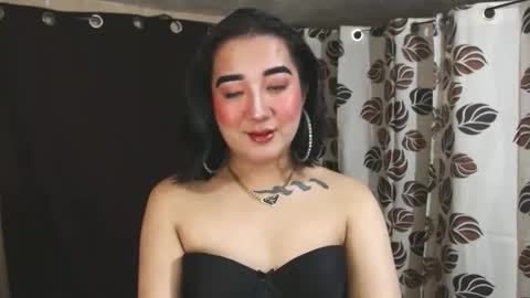 Snapshot of xasianempressx chatting on 01.21.25 Nira NOT INTO CHEAP GUYS online show from 01.21.25