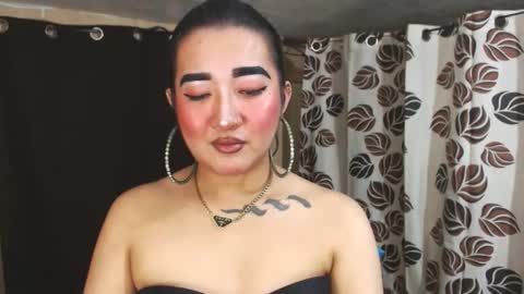 Snapshot of xasianempressx chatting on 01.25.25 Nira NOT INTO CHEAP GUYS online show from 01.25.25