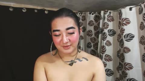 Snapshot of xasianempressx chatting on 01.28.25 Nira NOT INTO CHEAP GUYS online show from 01.28.25