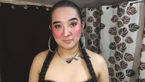 Snapshot of xasianempressx chatting on 01.31.25 Nira NOT INTO CHEAP GUYS online show from 01.31.25