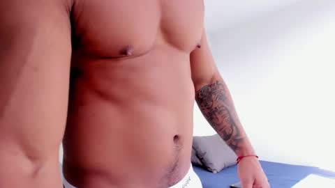 Xavier online show from 03.08.25