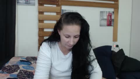 Kelly online show from 12.21.25