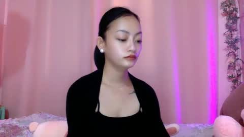 Snapshot of xcxccy19 chatting on 02.09.25 Sachi Cy online show from 02.09.25