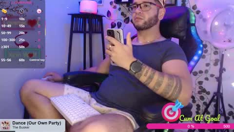 Xein Independent Model online show from 10.13.25