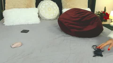 XeniaBlue online show from 12.30.24