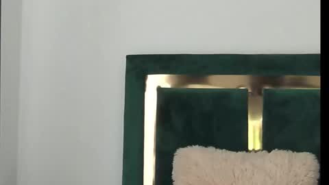 XeniaBlue online show from 02.20.25