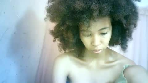 xenna610827 online show from 02.05.25