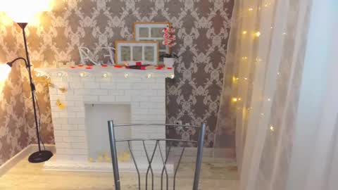 Snapshot of xeva_angelx chatting on 02.21.26 Xeva Angels online show from 02.21.26