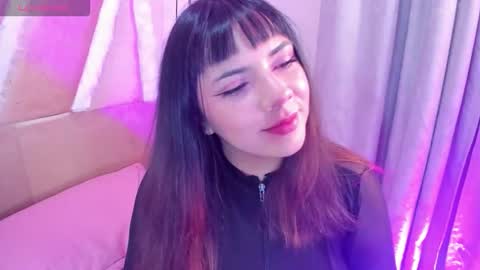 hinata  online show from 12.03.25