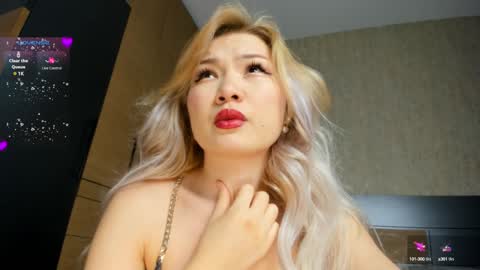 Sweetie online show from 12.03.24