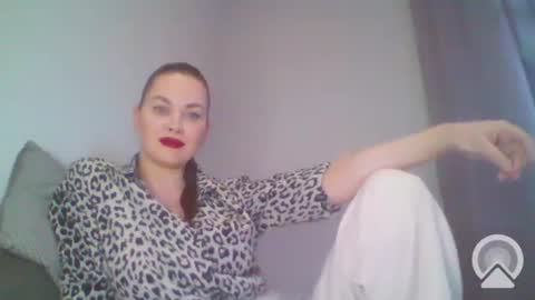 Snapshot of xilal07 chatting on 01.22.25 AliceinWonderland online show from 01.22.25