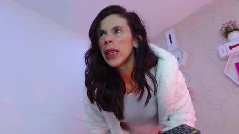 Snapshot of xime_stone chatting on 02.05.26 Xime online show from 02.05.26