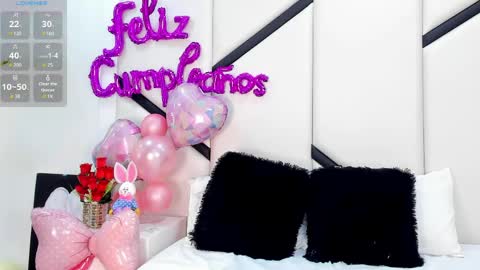 Snapshot of ximenacosta chatting on 04.08.26 ximenacosta online show from 04.08.26