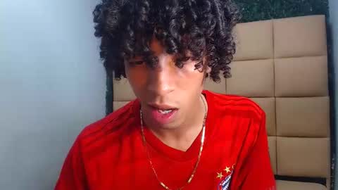 Snapshot of xion_ez chatting on 09.09.25 xion_ez online show from 09.09.25