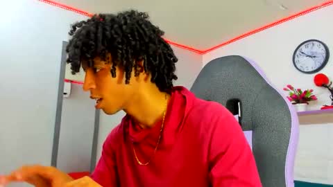 Snapshot of xion_ez chatting on 09.26.25 xion_ez online show from 09.26.25