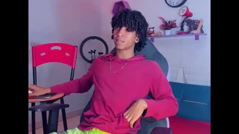 Snapshot of xion_ez chatting on 10.08.25 xion_ez online show from 10.08.25