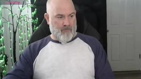 MrSlowBurn77 online show from 02.25.26