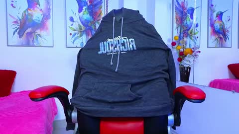 welcome friends online show from 01.18.25