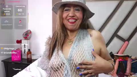 Snapshot of xladyluna chatting on 02.24.26 xladyluna online show from 02.24.26