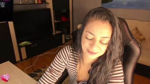 Lara online show from 12.18.24