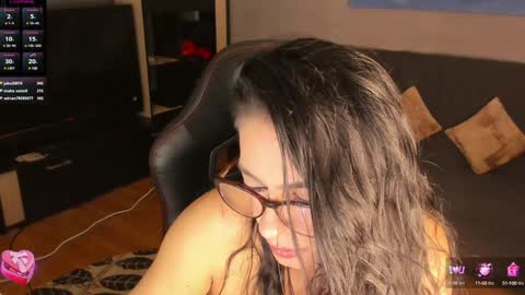 Lara online show from 12.23.24