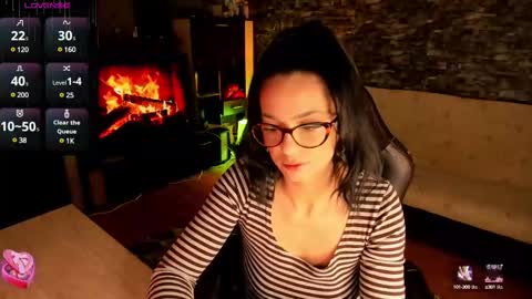 Lara online show from 03.12.25