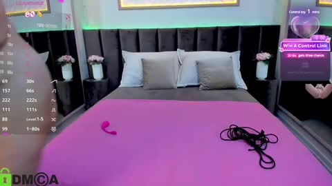 Snapshot of xlindamilfx chatting on 02.28.25 Linda online show from 02.28.25