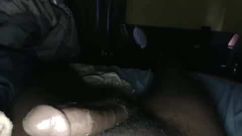 Snapshot of xmboroz chatting on 10.19.25 xmboroz online show from 10.19.25