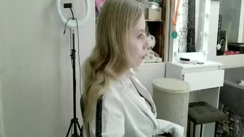 xMilagrosxs online show from 04.28.26