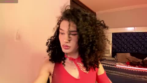 Snapshot of xmistresspervet chatting on 09.11.25 xmistresspervet online show from 09.11.25