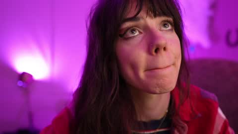 Bella Bondai online show from 12.29.24