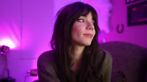 Bella Bondai online show from 01.20.25