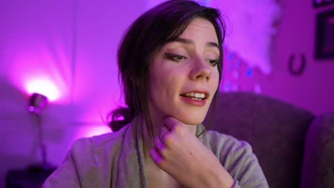 Bella Bondai online show from 01.30.25