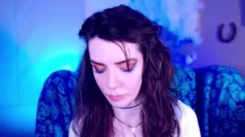 Bella Bondai online show from 03.20.26